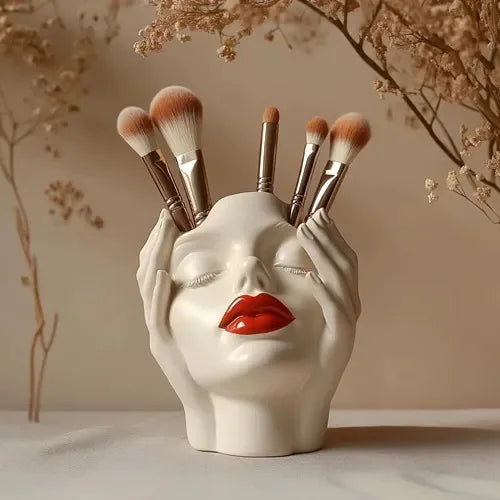 Amore Brush Holder