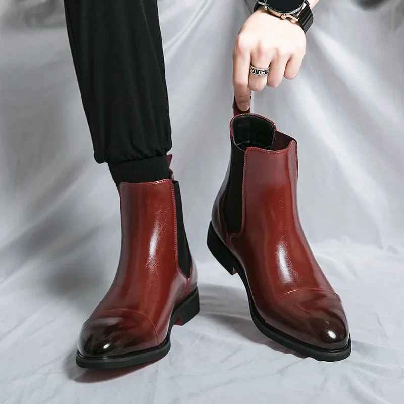 Calvino Leather Chelsea Boots